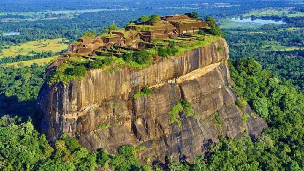 श्रीलंका में घूमने के लिए बेस्ट हैं ये पर्यटन स्थल, ऐसे करें सफर प्लान !